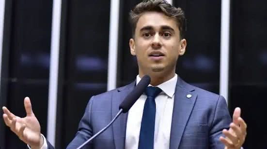 Nikolas Ferreira critica livro polêmico de Fuad Noman, que descreve cena de estupro, e questiona sua capacidade como prefeito. - Divulgação
