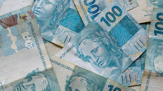 Agora, a medida segue para análise no plenário, com expectativa da realização da votação para o mês de agosto - Reprodução/Freepik