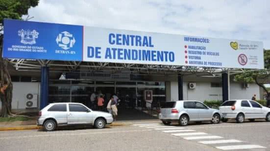 Condutores com 65 anos ou mais no RN estão isentos de taxas na renovação da CNH, conforme a nova lei estadual. - Divulgação