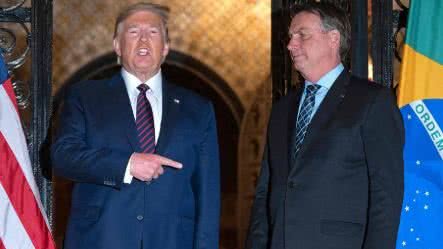 Trump expressa solidariedade a Bolsonaro e critica ataques à liberdade de expressão em ambos os países, pedindo mudanças no Brasil. - Divulgação