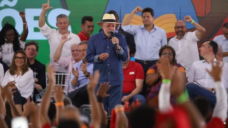 Brasil busca proteger suas terras raras e minerais estratégicos em negociações comerciais, enquanto 70% das exportações vão para a China. - Divulgação