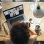 Explore cinco profissões em alta no mercado digital que oferecem salários acima de R$ 8 mil mensais e a flexibilidade do trabalho remoto. - Divulgação