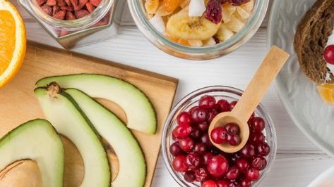 Conheça as Zonas Azuis e como a dieta natural e o estilo de vida equilibrado promovem uma vida longa e saudável. - Divulgação