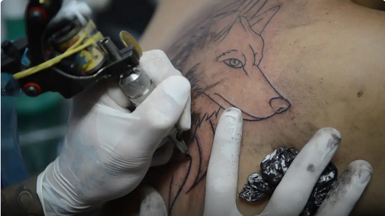 Tatuagens com anestesia passam a ser proibidas por norma médica - Reprodução