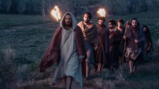 A série retrata a Semana Santa, desde a chegada de Jesus a Jerusalém até sua crucificação e ressurreição. - Reprodução