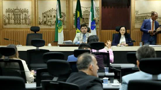 Camila Araújo defende que a proposta visa garantir direitos fundamentais e proteger crianças de ambientes inadequados - Francisco de Assis
