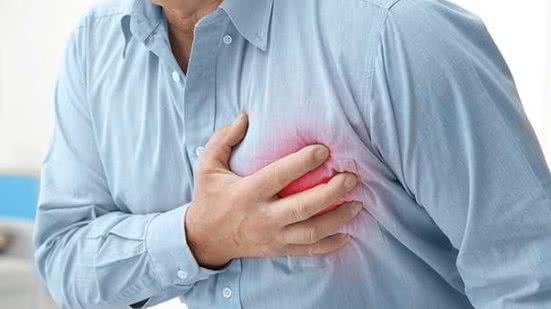 A pesquisa sugere que o aumento do cortisol e alterações no ritmo biológico podem contribuir para o risco cardiovascular nas segundas. - Divulgação