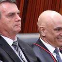 Decisão de Moraes vem após Bolsonaro descumprir proibição de uso de redes sociais durante discurso em manifestação. - Divulgação