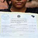 Com uma média de 266 ações de investigação de paternidade por dia, o Brasil revela uma realidade dolorosa em busca de identidade. - Divulgação