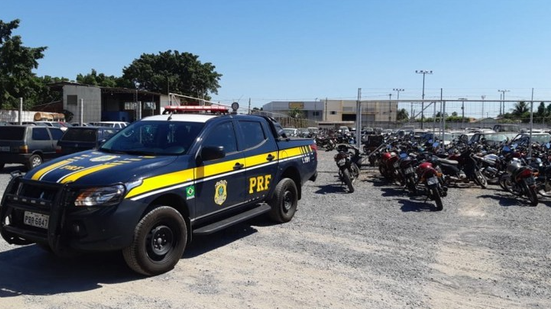 Os veículos leiloados com documentação serão entregues aos novos proprietários sem multas ou débitos anteriores - Divulgação