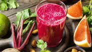 Entre os alimentos que ganham destaque, a beterraba, especialmente em forma de suco, chama a atenção - Reprodução/Internet
