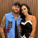 Neymar e Bruna Biancardi deixam mansão após suspeita de monitoramento por câmeras - Reprodução