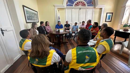 Imagem Prefeito de Ceará-Mirim surpreende e garante 100% dos incentivos da saúde para profissionais da Atenção Básica