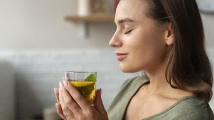 Descubra como o chá de gengibre pode ser aliado na perda de peso e na proteção do sistema cardiovascular. - Divulgação
