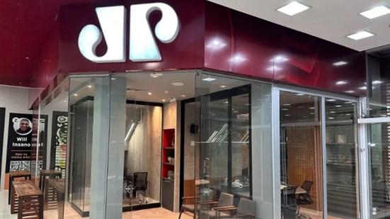 Ainda com o que foi relatado pela acusação, programas da rádio “ultrapassaram os limites constitucionais” da liberdade de imprensa - Divulgação/Jovem Pan