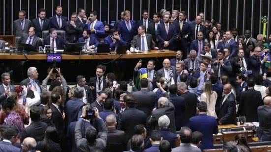 A Câmara dos Deputados aprovou a urgência do PL 2162/2023, que concede anistia a envolvidos nos atos golpistas de 8 de janeiro de 2023. - Divulgação