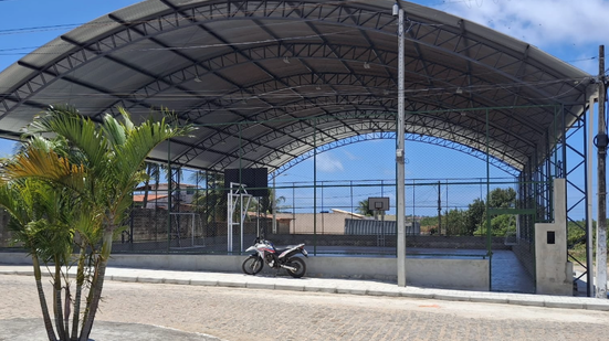 A obra, que foi conduzida pela Secretaria Municipal de Esporte e Lazer (SEL), incluiu a cobertura e revitalização da quadra poliesportiva - SEL/Secom