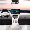 O Geely EX2 chega para competir com modelos como BYD Dolphin e GWM Ora 03, reforçando a presença da indústria automotiva chinesa no Brasil. - Divulgação