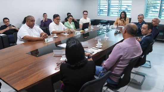 A reunião que formalizou a criação do grupo contou com a presença da prefeita Nilda - Divulgação
