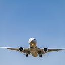 Controlador de tráfego aéreo dorme e deixa avião girando no céu