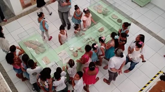Destaque para o projeto 'Ciência Andante', que explora fósseis e suas conexões com a crise ambiental atual no Espaço Cultural Nestor Lima. - Foto: Iano Flávio Maia/Museu Câmara Cascudo