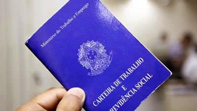 Pesquisa da FIRJAN mostra que 77% das ocupações analisadas tiveram aumento real nos salários de admissão em 2024. - Reprodução