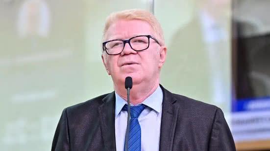 Ubaldo Fernandes destaca que a proposta ameaça a independência dos poderes e a democracia no Brasil. - Reprodução