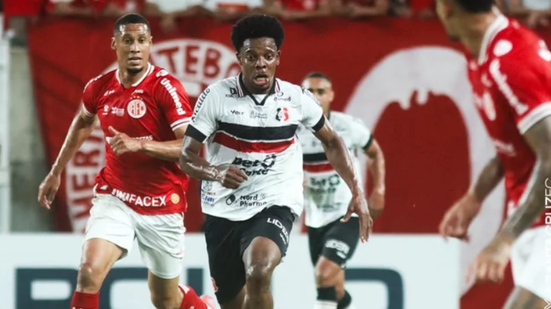 Imagem América e Santa Cruz empatam e time Pernambucano garante acesso à Série C