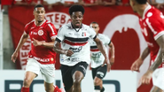 Imagem América-RN e Santa Cruz empatam e time Pernambucano garante acesso à Série C
