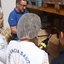 Para evitar riscos, a Vigilância Sanitária recomenda verificar sempre se a embalagem possui lacre - Reprodução/SMS