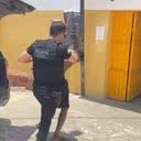 Mesmo após repetidos pedidos para que deixasse o local, o suspeito insistia em permanecer na casa, alegando falsamente ser o proprietário do imóvel - Divulgação/Polícia Civil do RN