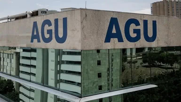 AGU exige que Meta retire robôs de IA com conteúdo sexual infantil - Foto: Rafa Neddermeyer/Agência Brasil