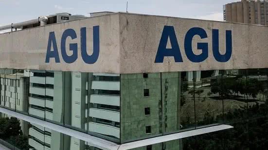 AGU exige que Meta retire robôs de IA com conteúdo sexual infantil - Foto: Rafa Neddermeyer/Agência Brasil
