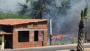 A fumaça densa e a fuligem afetaram a visibilidade e a respiração dos moradores, gerando preocupação na comunidade local. - Foto: Defesa Civil de Carnaubais