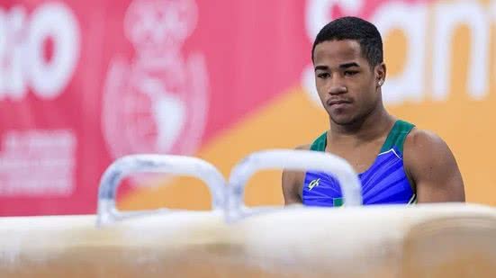 Com uma carreira promissora, Guilherme conquistou cinco títulos do Campeonato Brasileiro juvenil e outros importantes troféus na ginástica. - Foto: COB