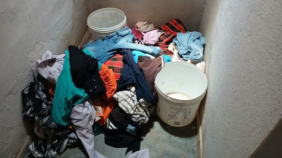 Corpo da vítima foi encontrado enrolado em lençou, rede e roupas - Foto: Redes sociais/Reprodução G1