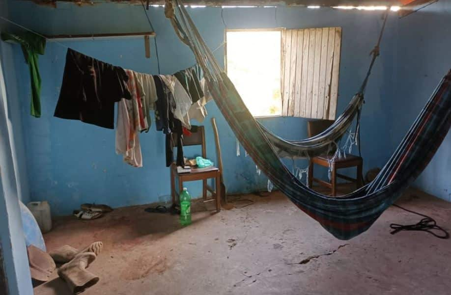Alojamento de pessoas mantidas em situação de trabalho escravo / Foto: PRF