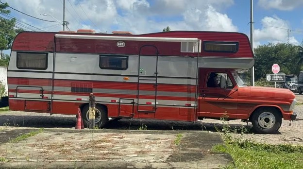 Motorhome apreendido durante operação. 