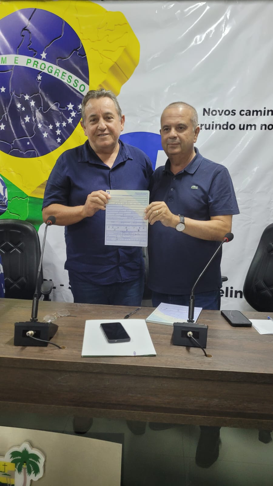 Rogério Marinho dá boas vindas ao prefeito Antonio Freire. Foto: Divulgação.