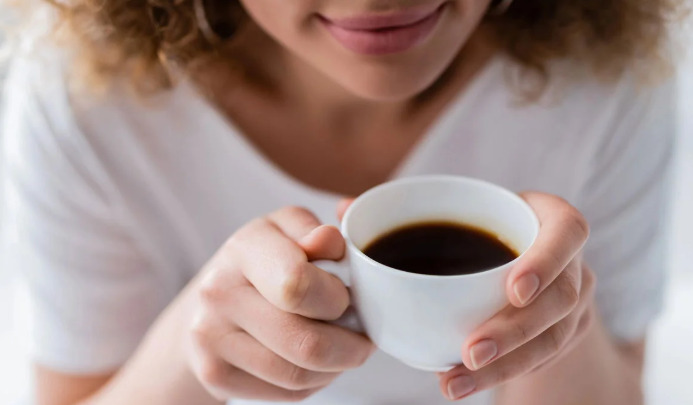 Café quentinho, uma das bebidas preferidas para começar o dia.