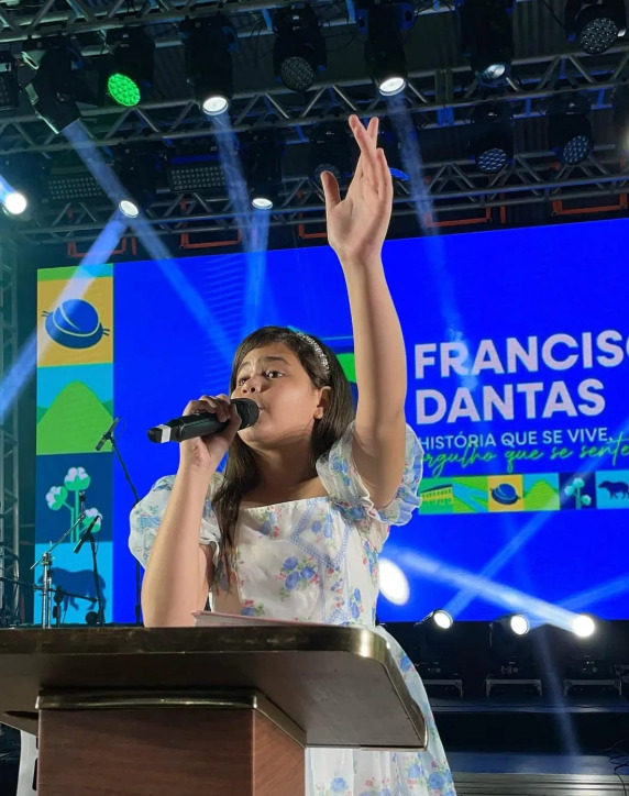 A artista Layla Marry, de São Francisco do Oeste (RN).