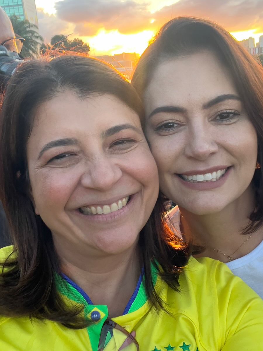 Carla e Michelle Bolsonaro