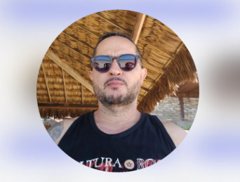 Professor da UERN, Marcos Luz, que ironizou a morte do ativista político norte-americano Charlie Kirk.