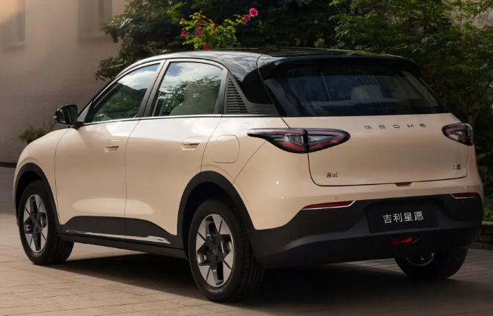 O mercado brasileiro de veículos elétricos vai ganhar um novo protagonista em novembro: o Geely Geome Xingyuan, que por aqui será batizado como EX2.