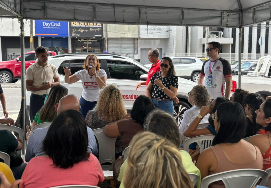 Servidores da saúde reivindicando seus direitos. Foto: reprodução/Sindsaúde/RN